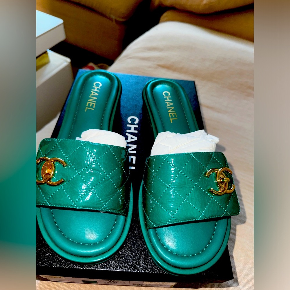 chanel green 2023 mules